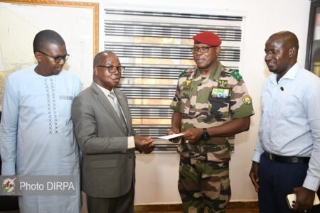 EMGA : les Maliens établis à Malabo offrent 900 000 FCFA aux FAMa