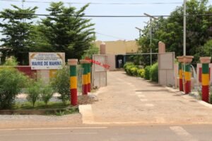 Les produceurs de Djoubédala et Mahina reçoivent leurs engrais