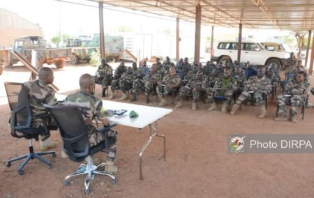 Gao : le Commandant PCIAT-Est rencontre son personnel.