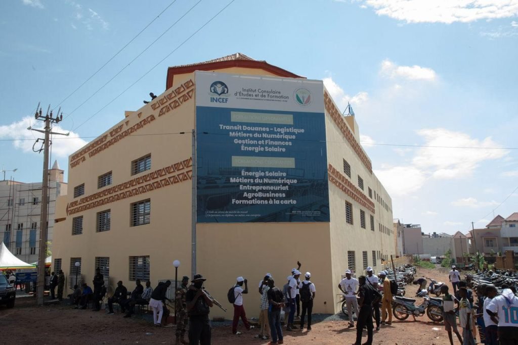 Délégation régionale de la CCIM de Bamako : Oumar Diallo succède à Harouna Kanté Délégation régionale de la CCIM de Bamako : Oumar Diallo succède à Harouna Kanté